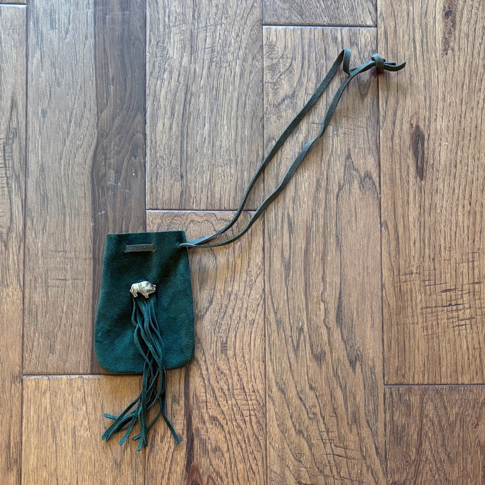 Bison Native American Green Suede Fringe Medicine Necklace Pouch- Beautiful! 🦬